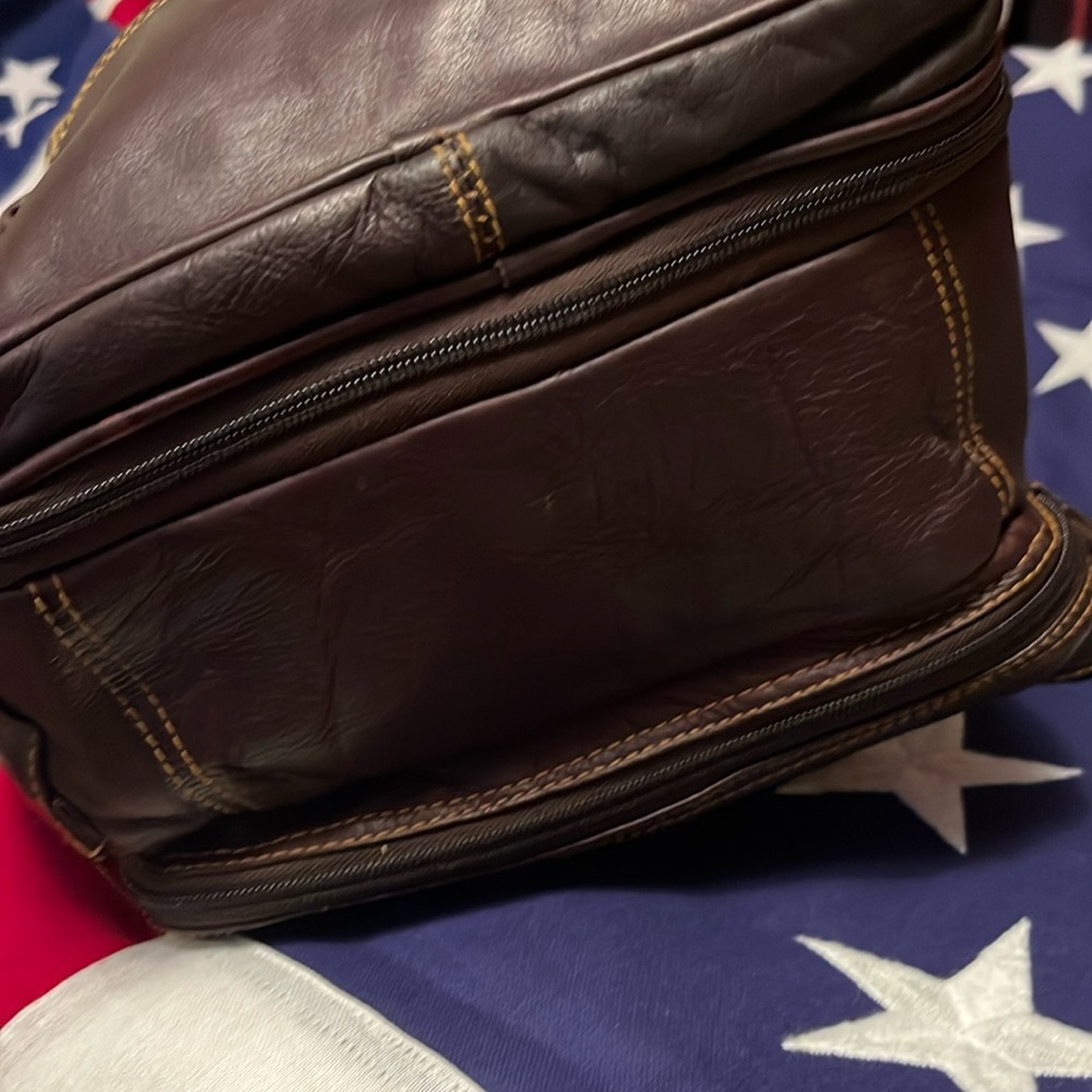 Vintage Brown Leather Unisex Bag - Picture 9 of 13